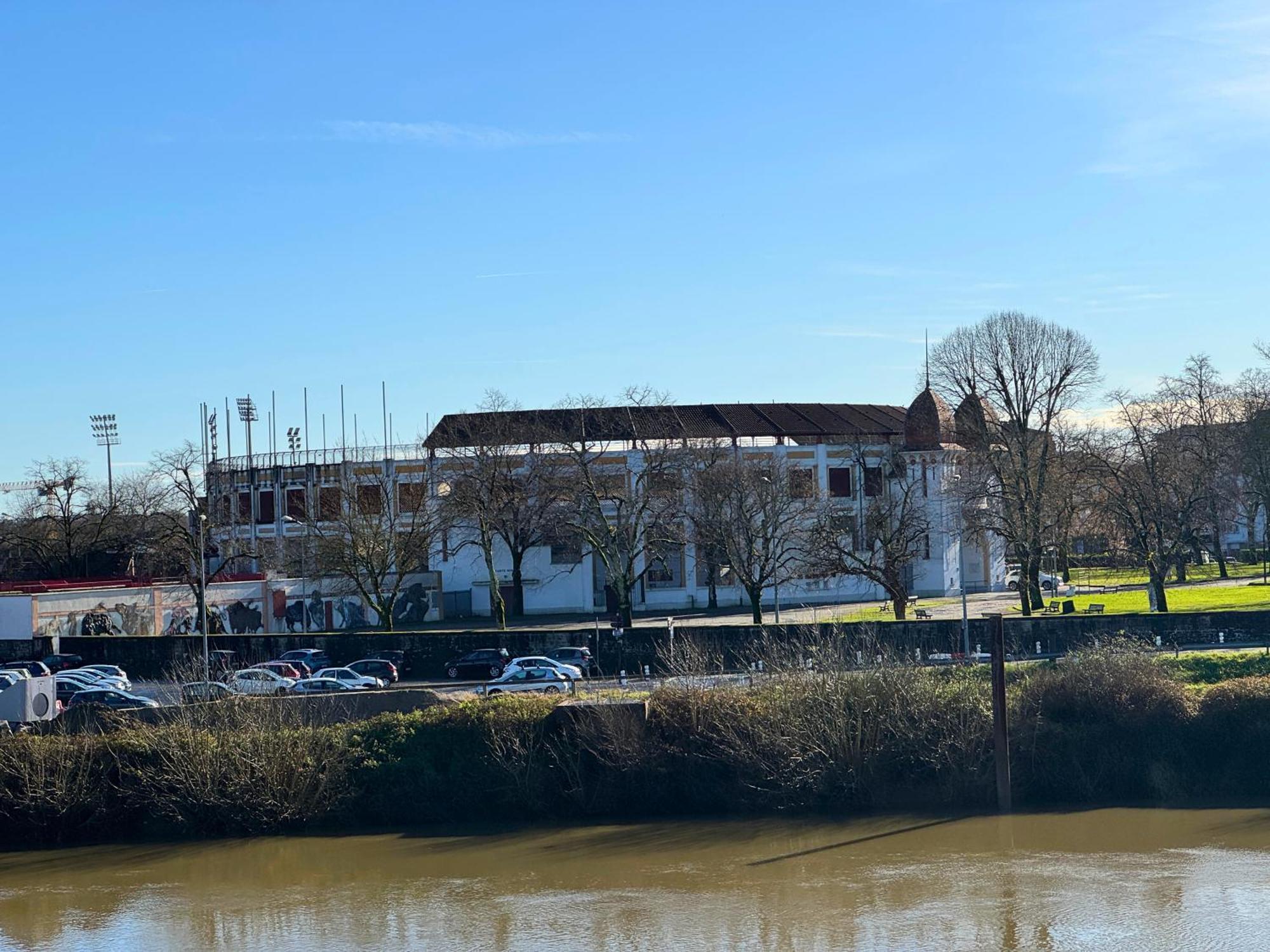 Apartamento Majestic - Wifi - Parking - Vue Dax Exterior foto
